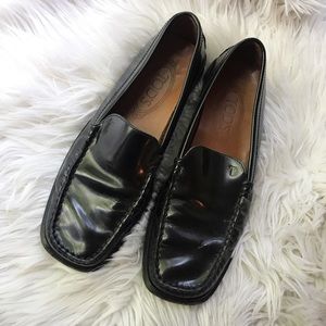 Tod's loafers patent leather black with logo